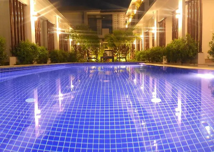 Prantara Boutique And